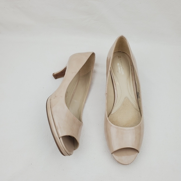 FIRM PRICE🔥Naturalizer Hanning tan/cream peep toe pumps - Picture 11 of 11